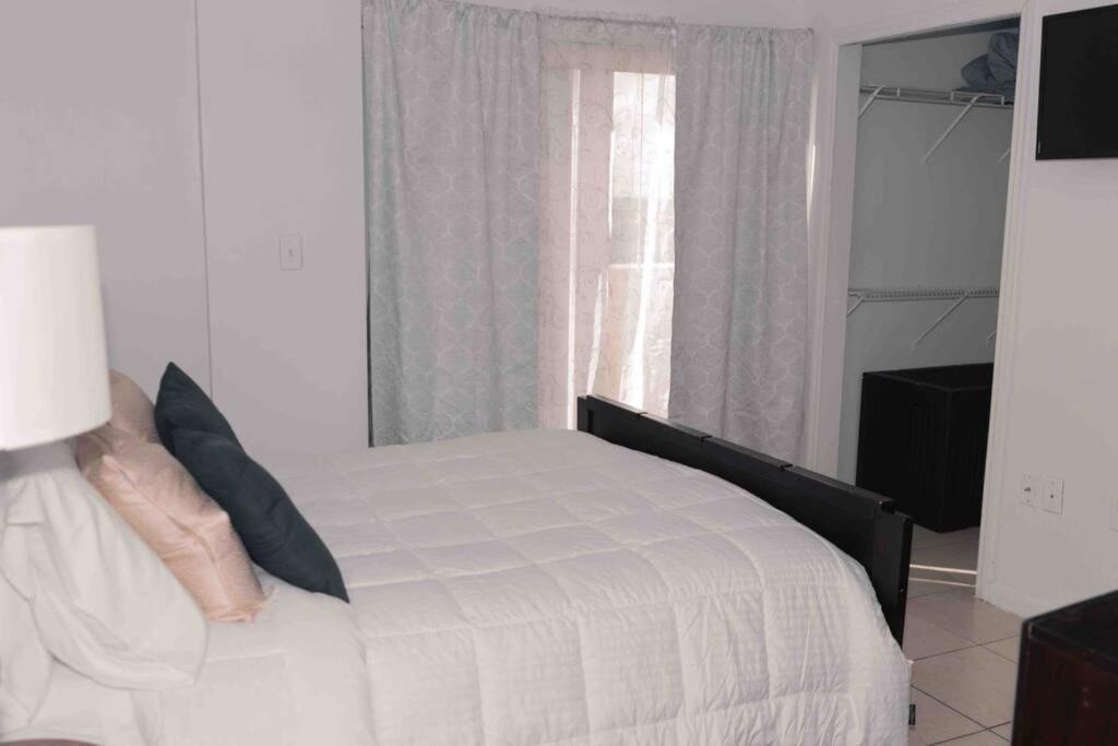 Apartamento Newly Renovated 5 Min From Airport