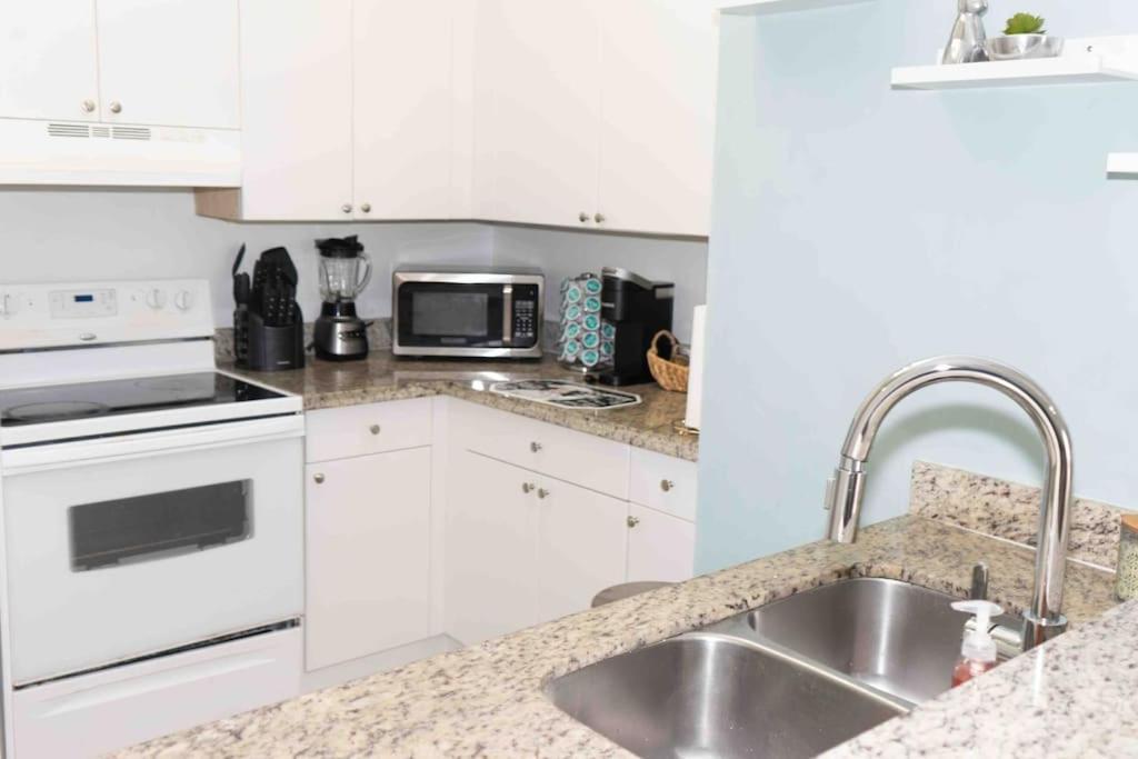 Apartamento Newly Renovated 5 Min From Airport